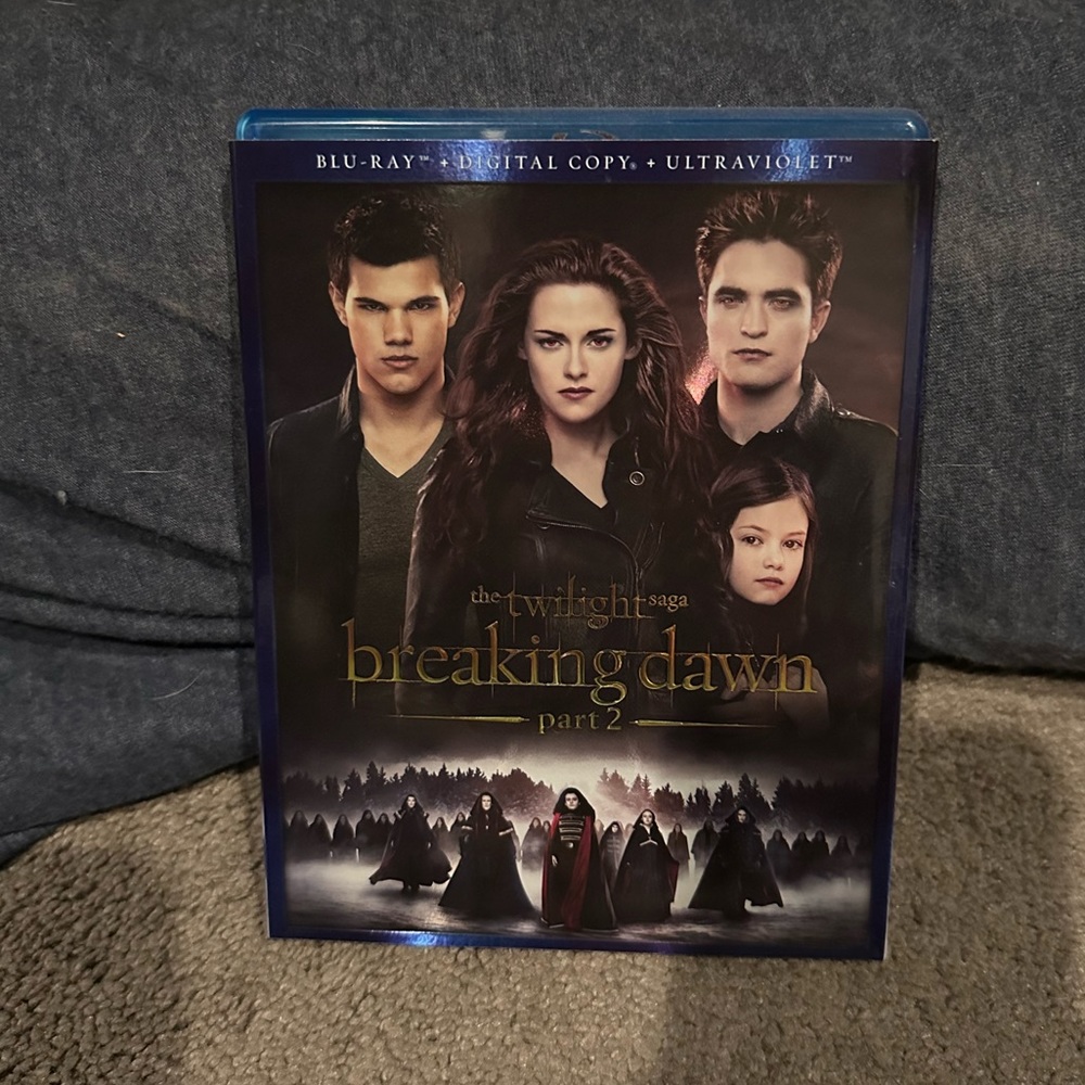 📀 5 for $25 Braking Dawn: Part 2 Blu Ray